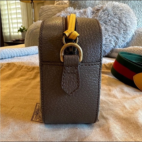 Gucci Neo Vintage GG Supreme Messenger
Bag - Picture 7 of 17